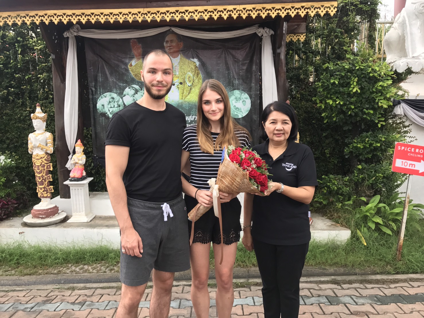 ททท. ขอบคุณ 2 นักท่องเที่ยวชาวเยอรมันที่ช่วยเหลือผู้ประสบเหตุขับรถตกน้ำที่เชียงใหม่